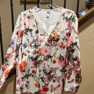 NWOT Floral Long Sleeve Women's Top, M